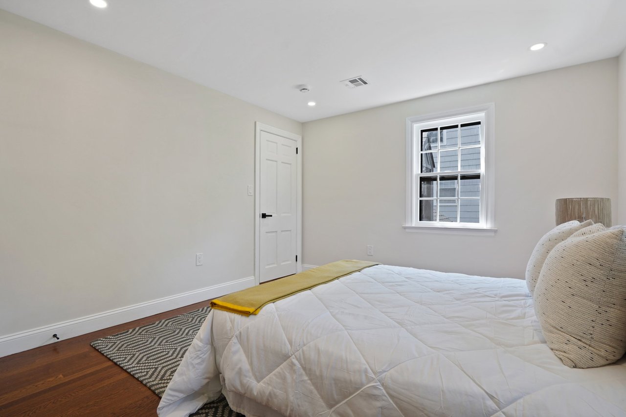 388 Thornden Street