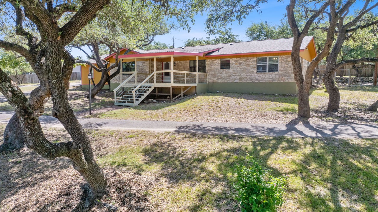 8705 S View Rd, Austin