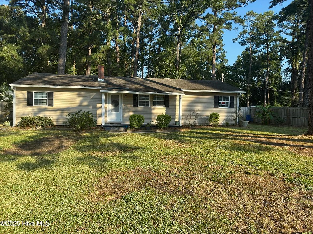 304 Carragood Trl