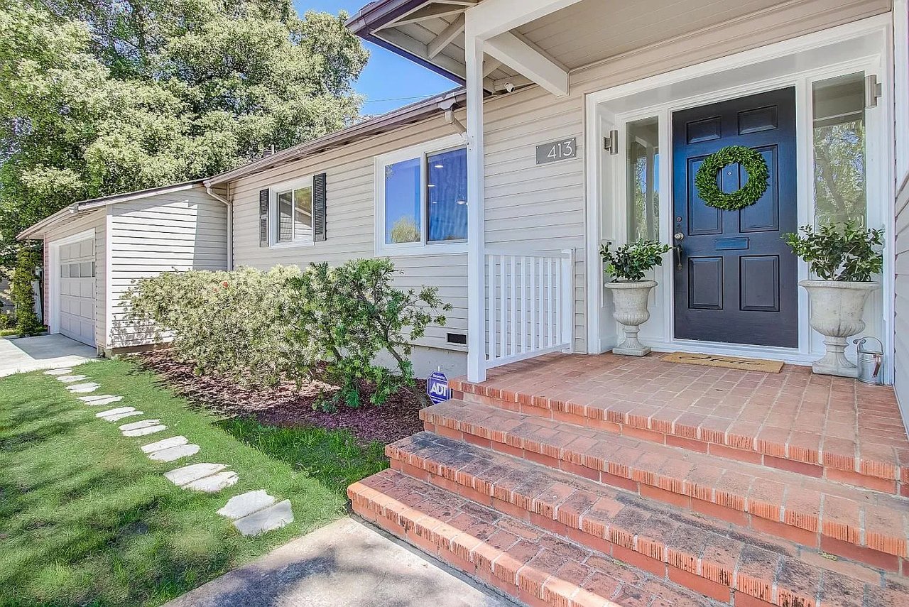 413 W Hillsdale Blvd