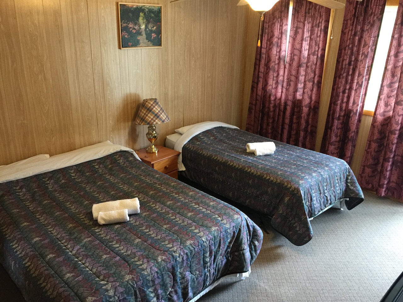 Classic Catskill Resort/Camp