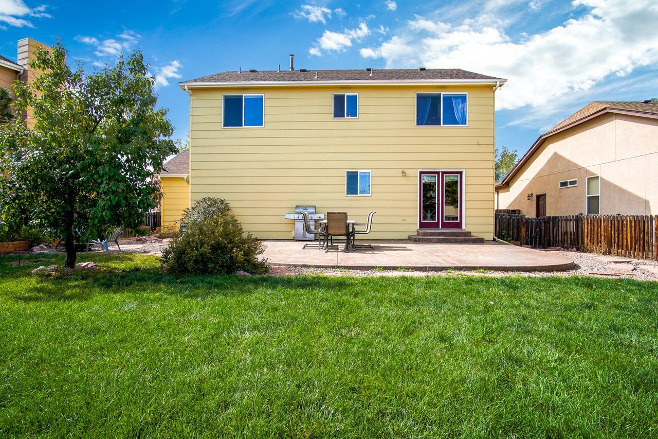 17045 Mountain Lake Drive