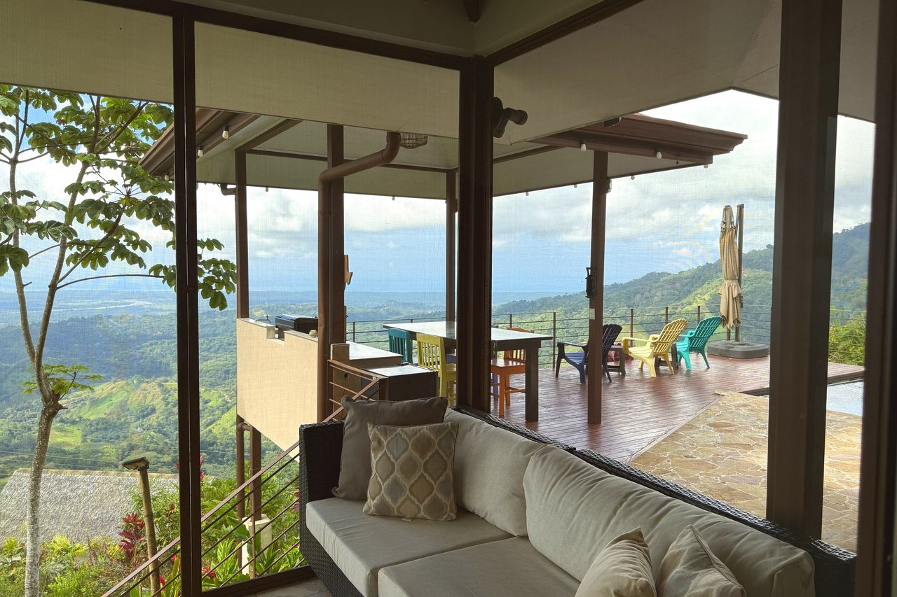 Ocean-View 3-Bedroom Home with 1-Bed Guesthouse, Pool & Spectacular Panoramic Views of Osa Peninsula in Balsar above Ciudad Cortés Costa Rica