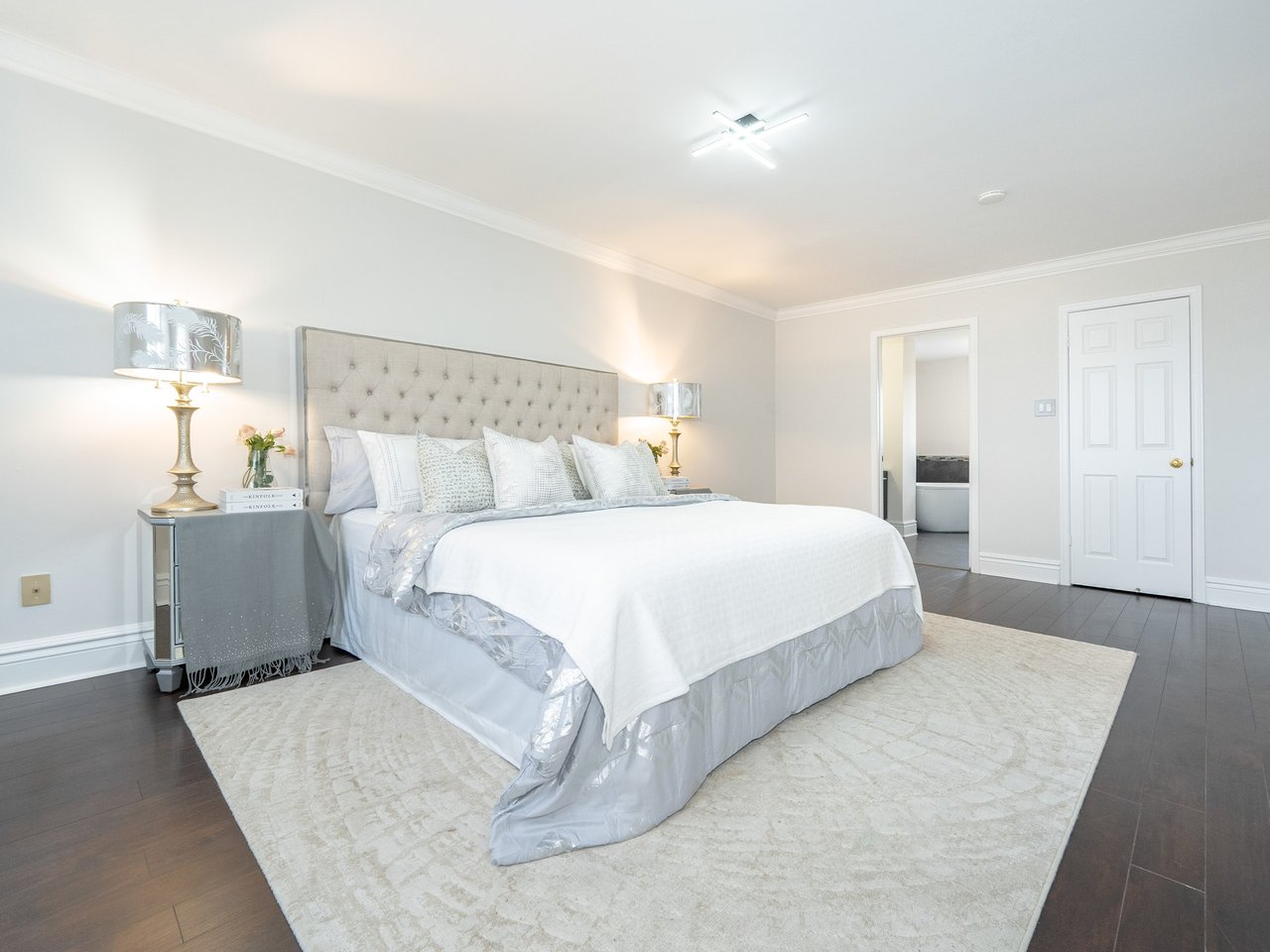 146 Valleymede Dr