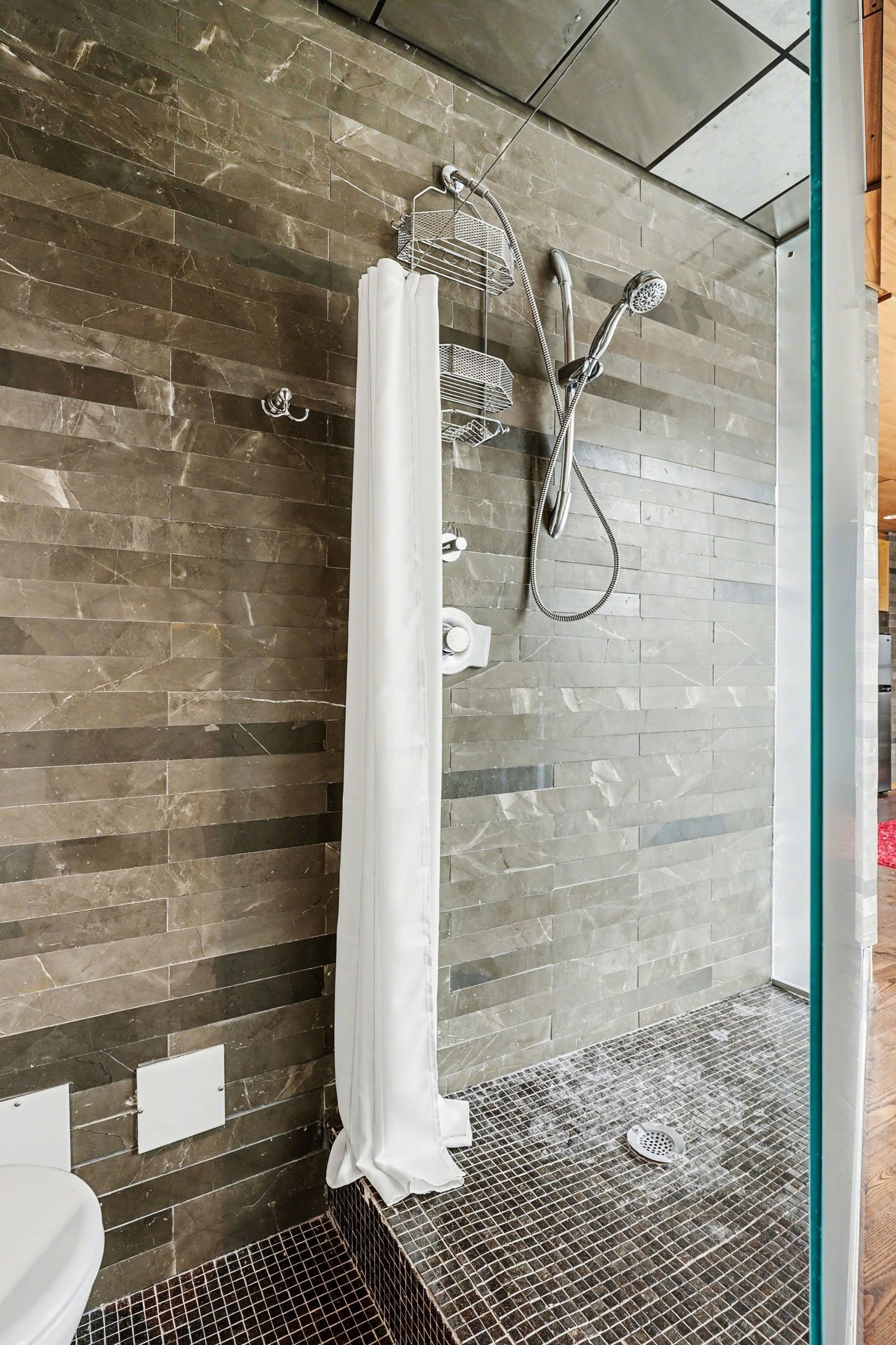 388 Richmond Street West, Suite 519