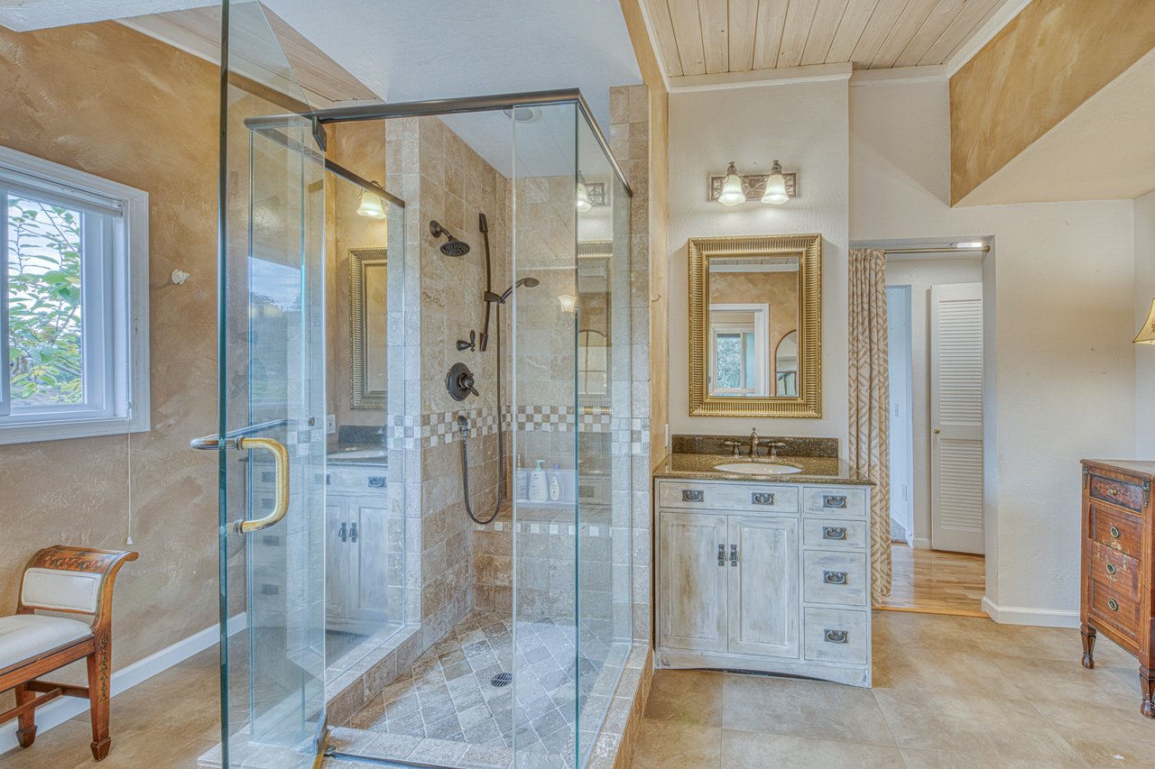 26085 Carmel Hills DR , CARMEL, CA 93923