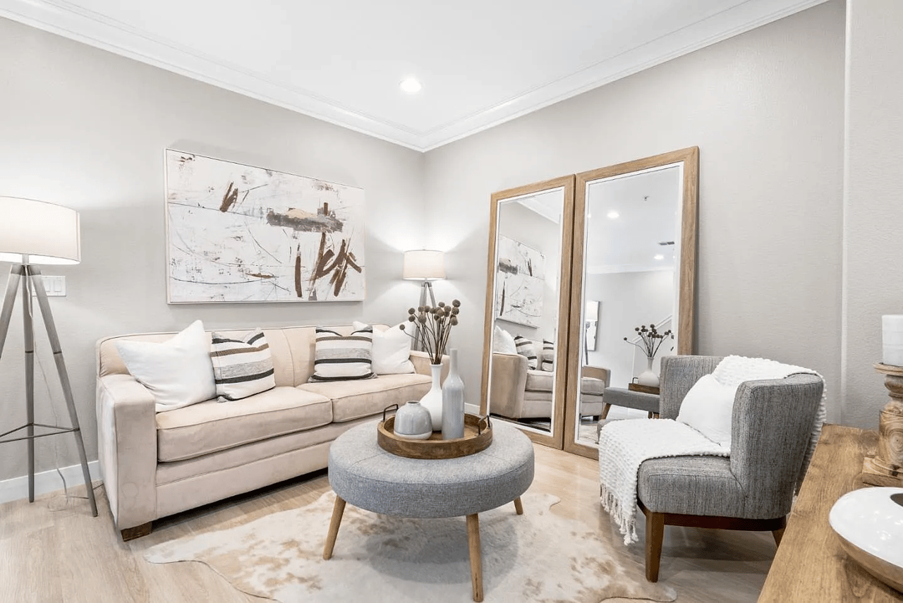 4505 Saint Palais Pl