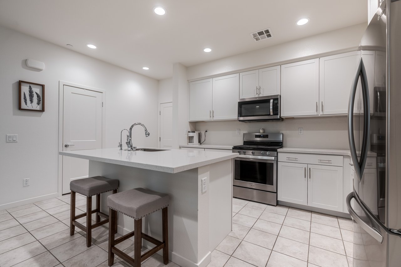 310 Farmhouse Drive 4