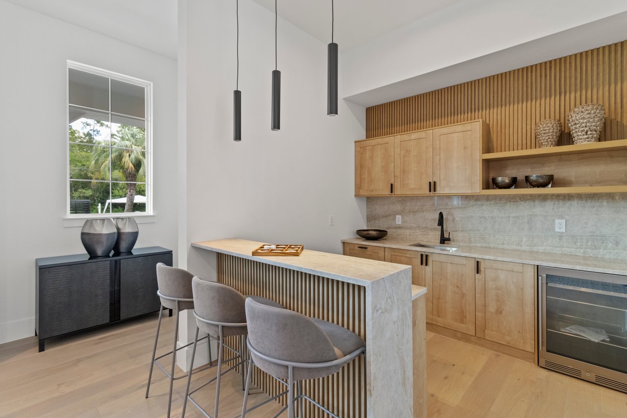 7706 Ficquette Rd- Windermere