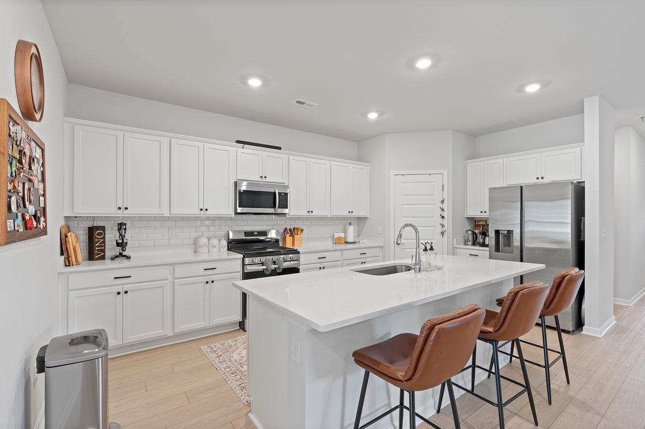 Four Bedrooms, Outdoor Fireplace, Great Location!