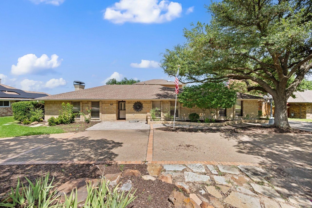 602 Horizon Dr