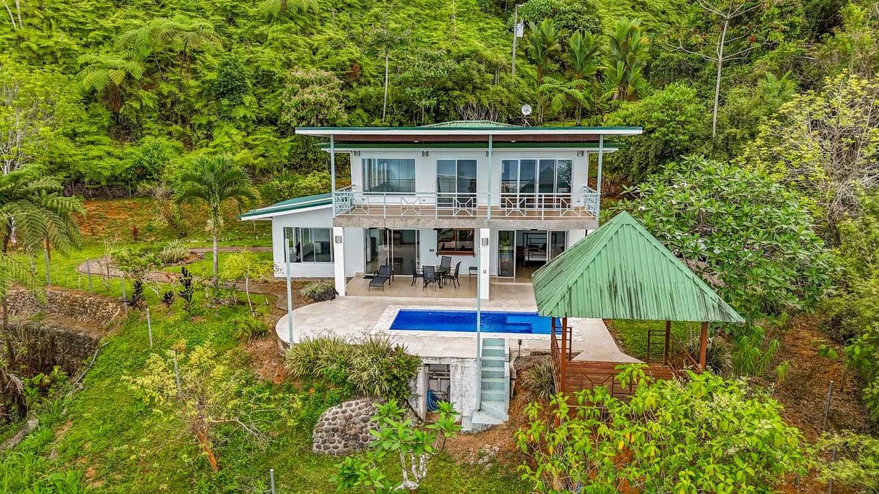 3-Bed Ocean View Home Near Ojochal, Costa Rica | 2.75 Acre Jungle Property