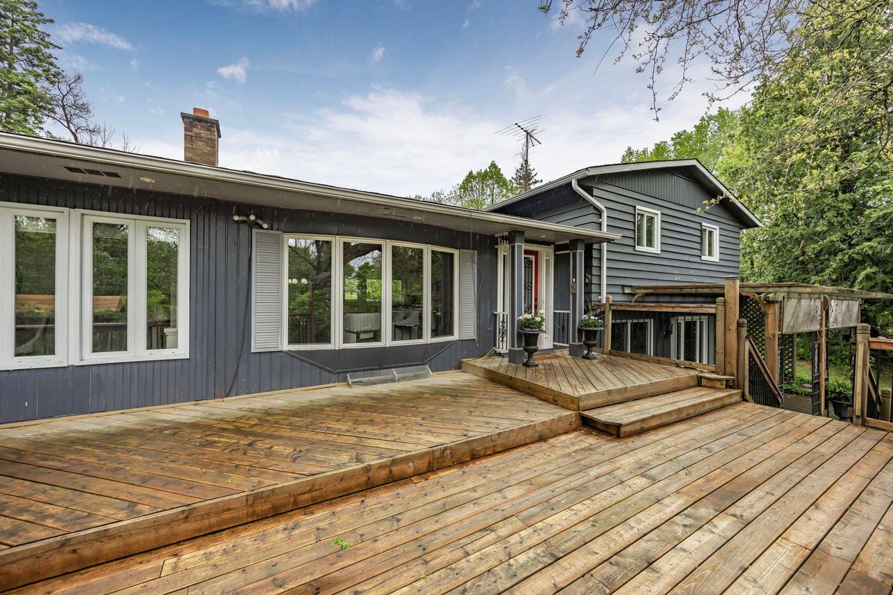55 Old Church Road, King