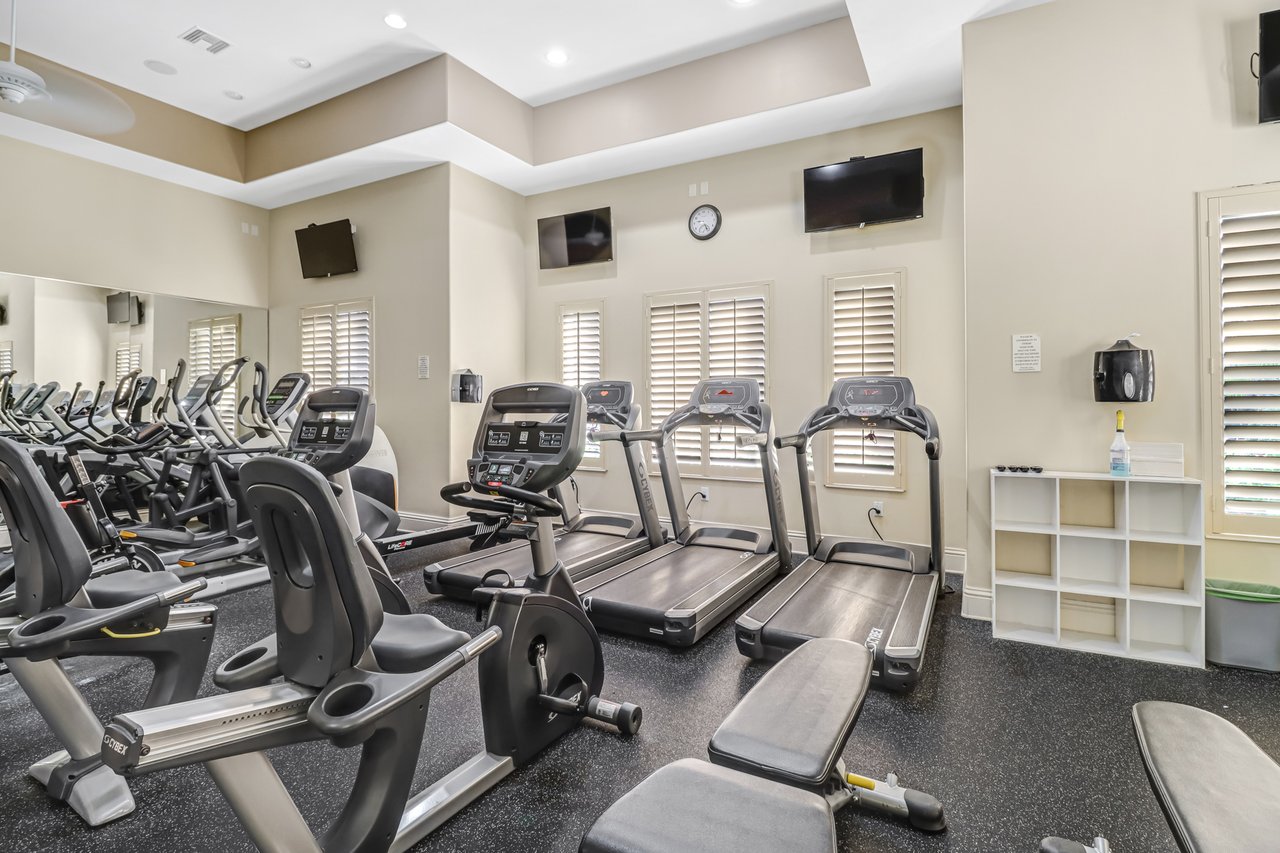562 Avellino Isles CIR # 201