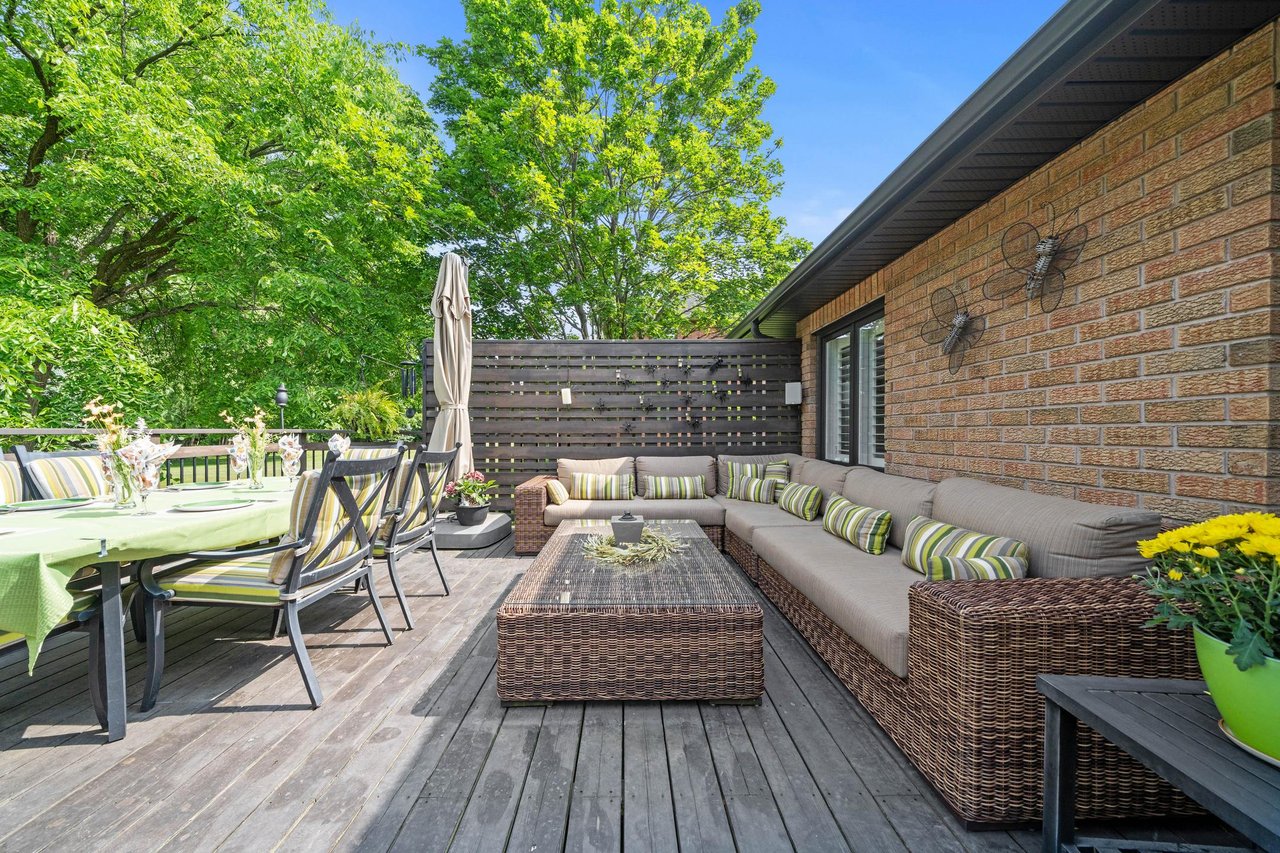 21 Rolling Court