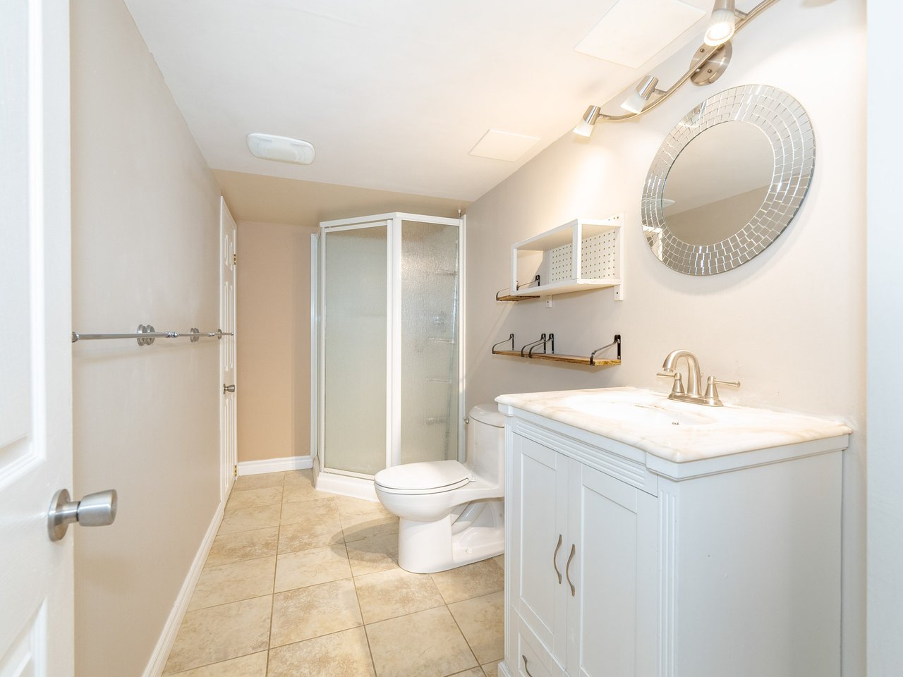 146 Valleymede Dr