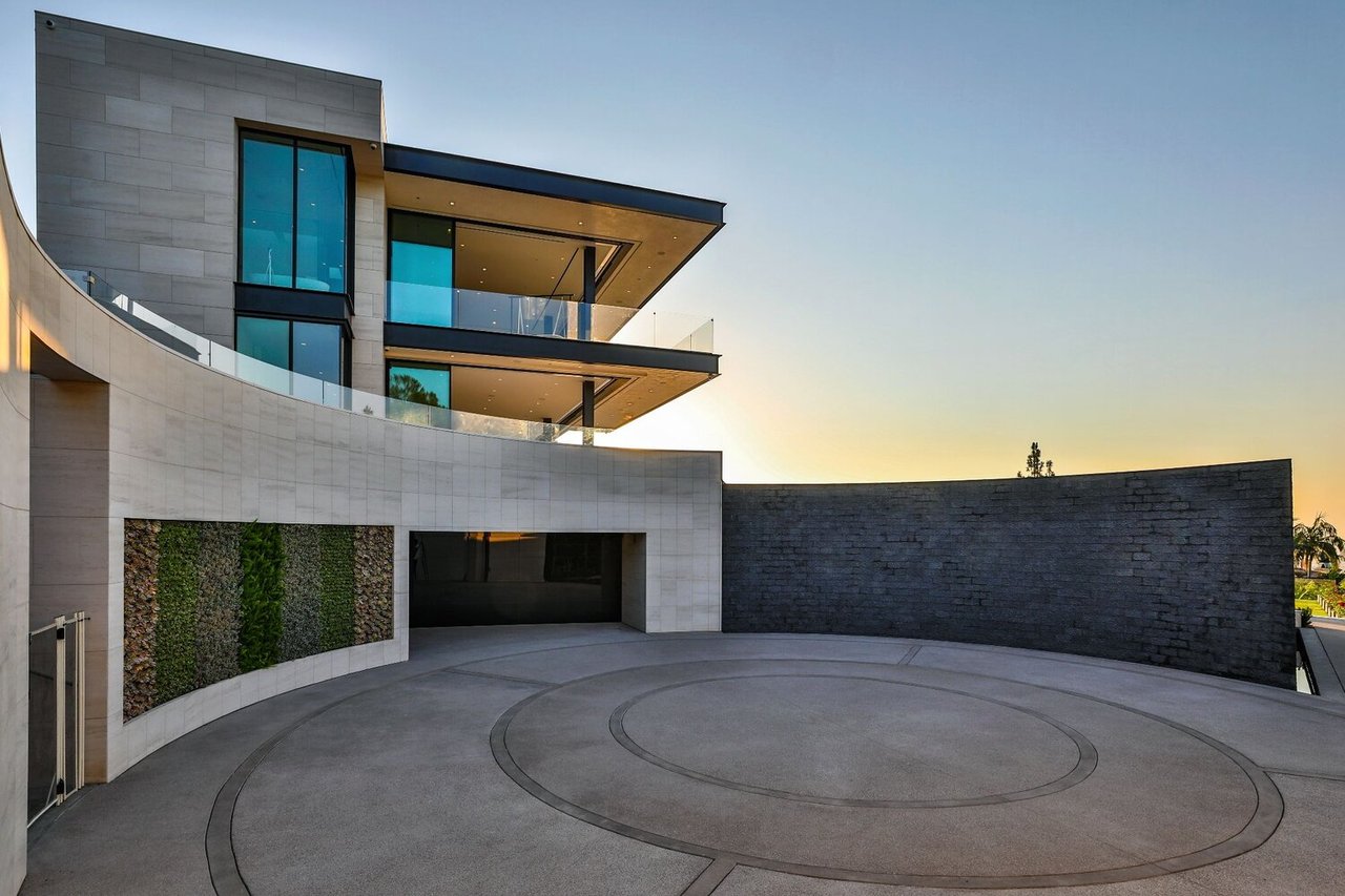 908 Bel Air Rd