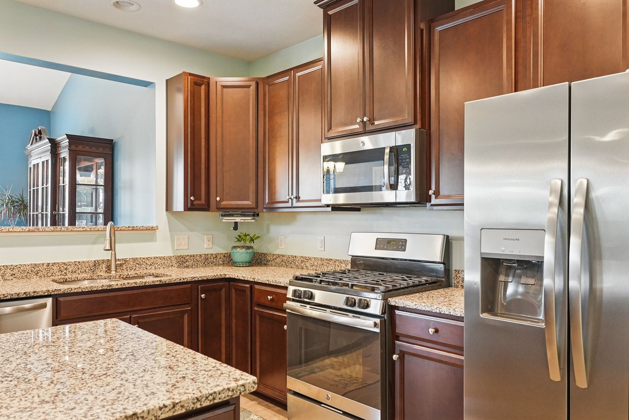 407 Isabella Ct
