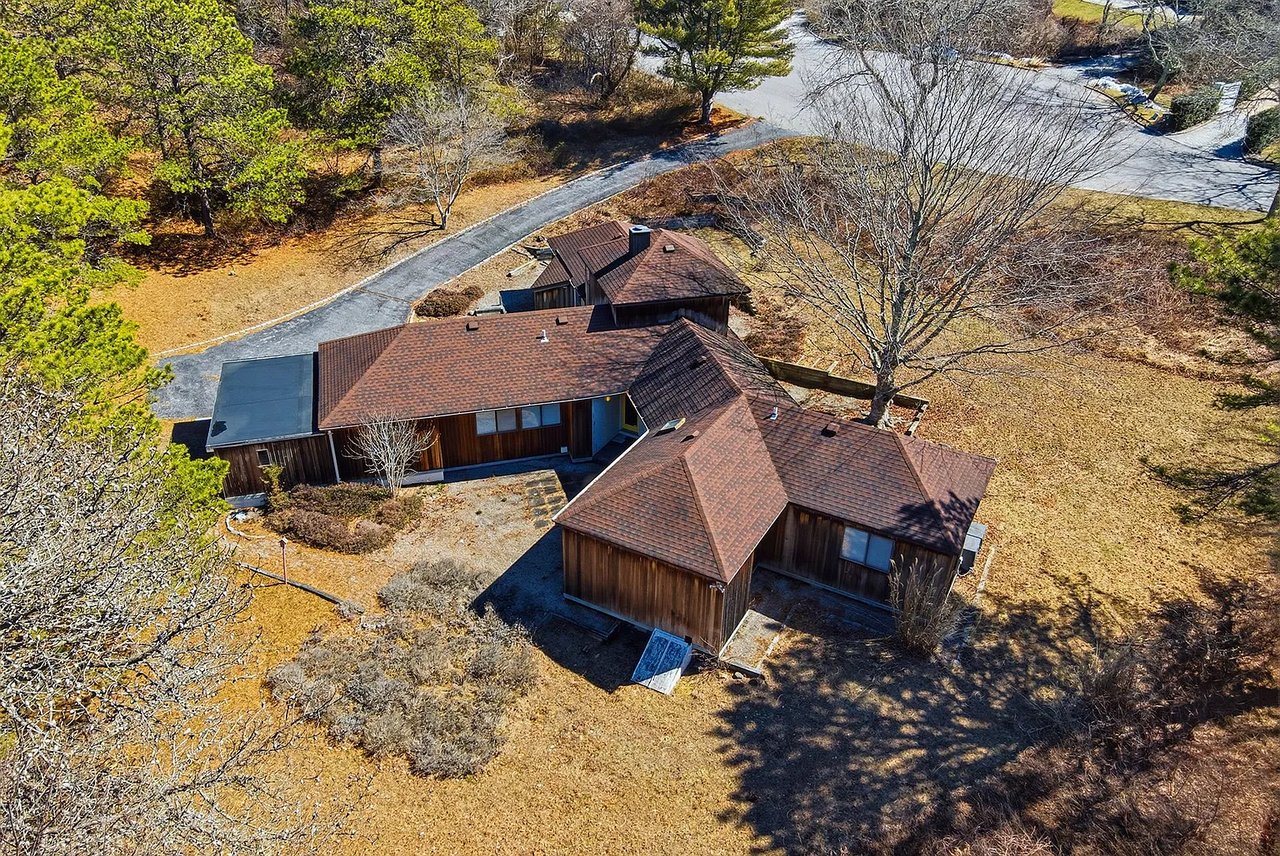 45 Blackwatch Ct