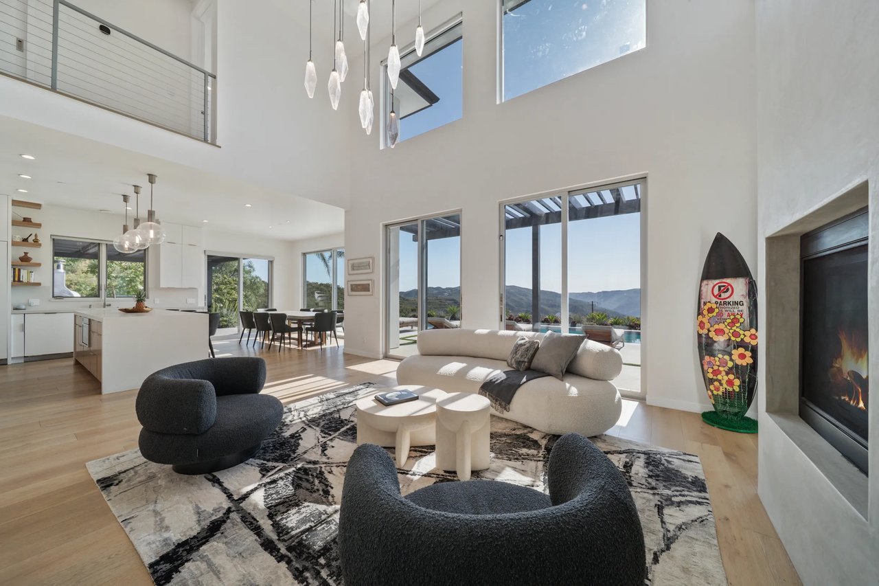 Casa Celeste by Oraklus