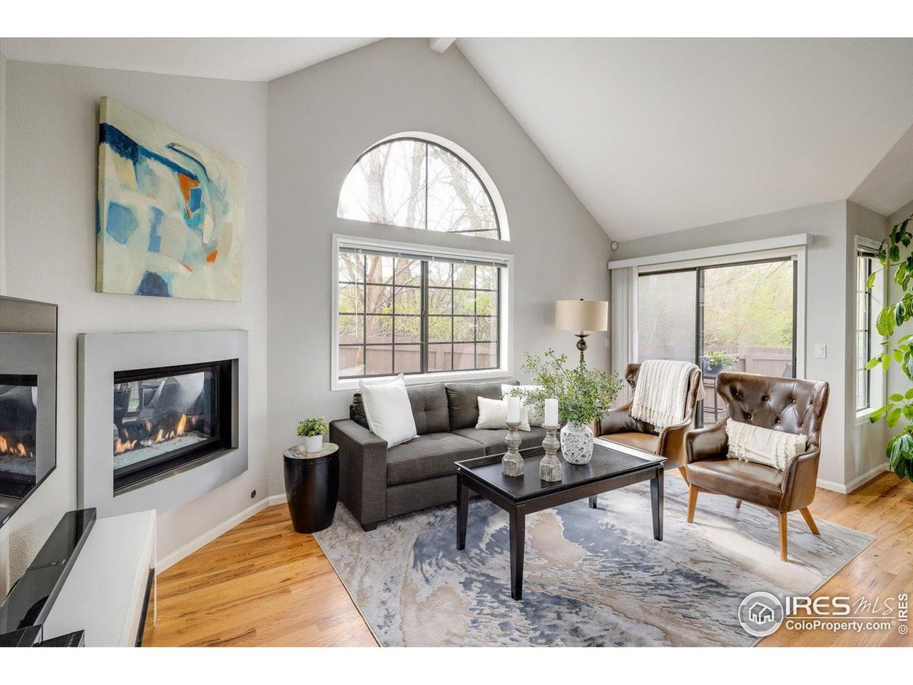 4800 Macintosh Pl