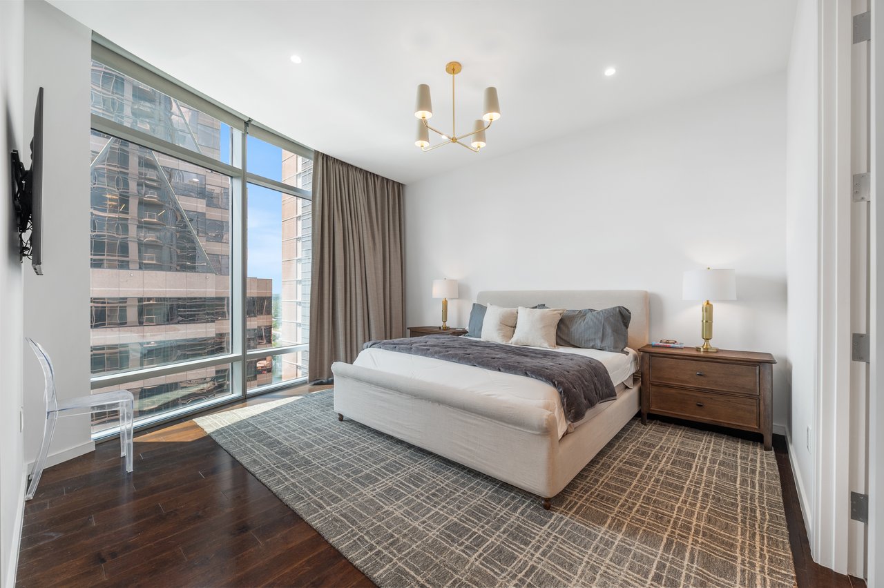 200 Congress Avenue #19F