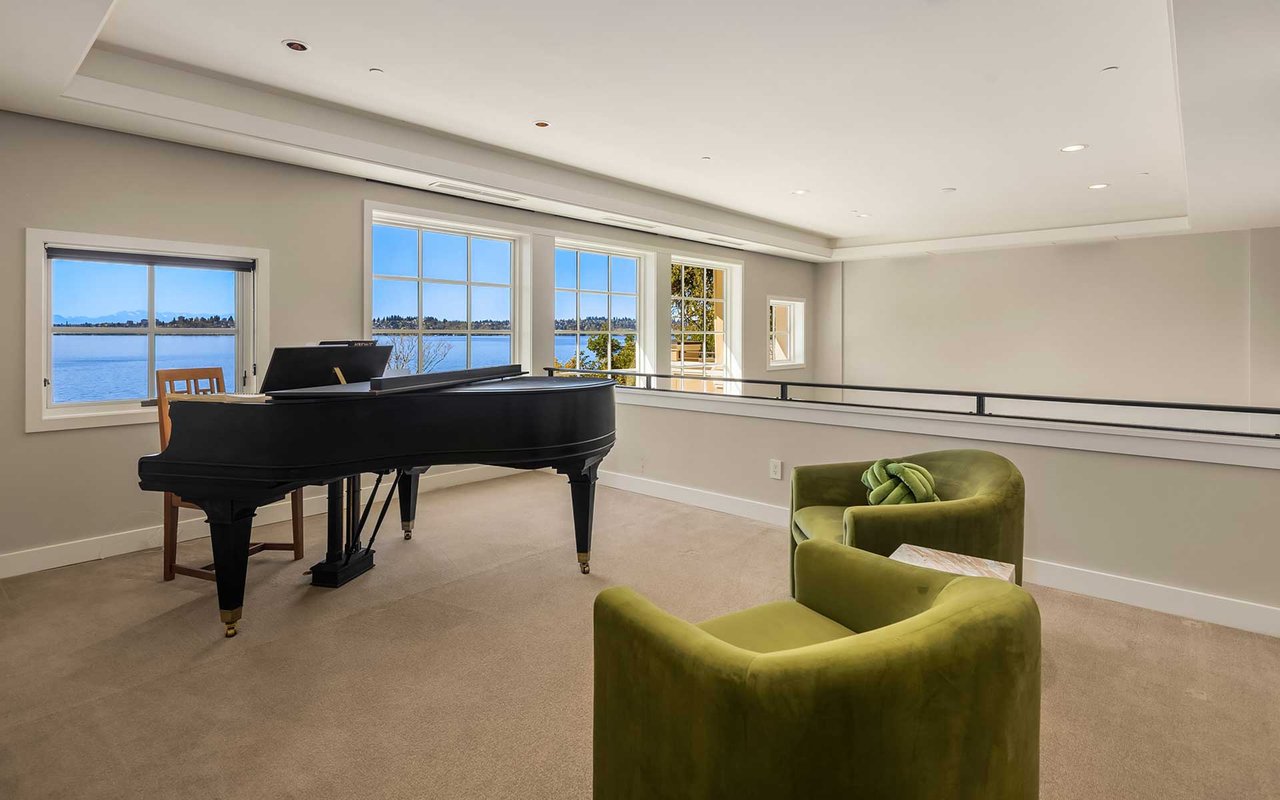 Timeless West-Facing Waterfront Estate on Treasured Hunts Point