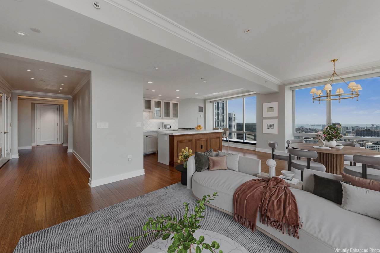 Glass-Walls and Panoramic Views