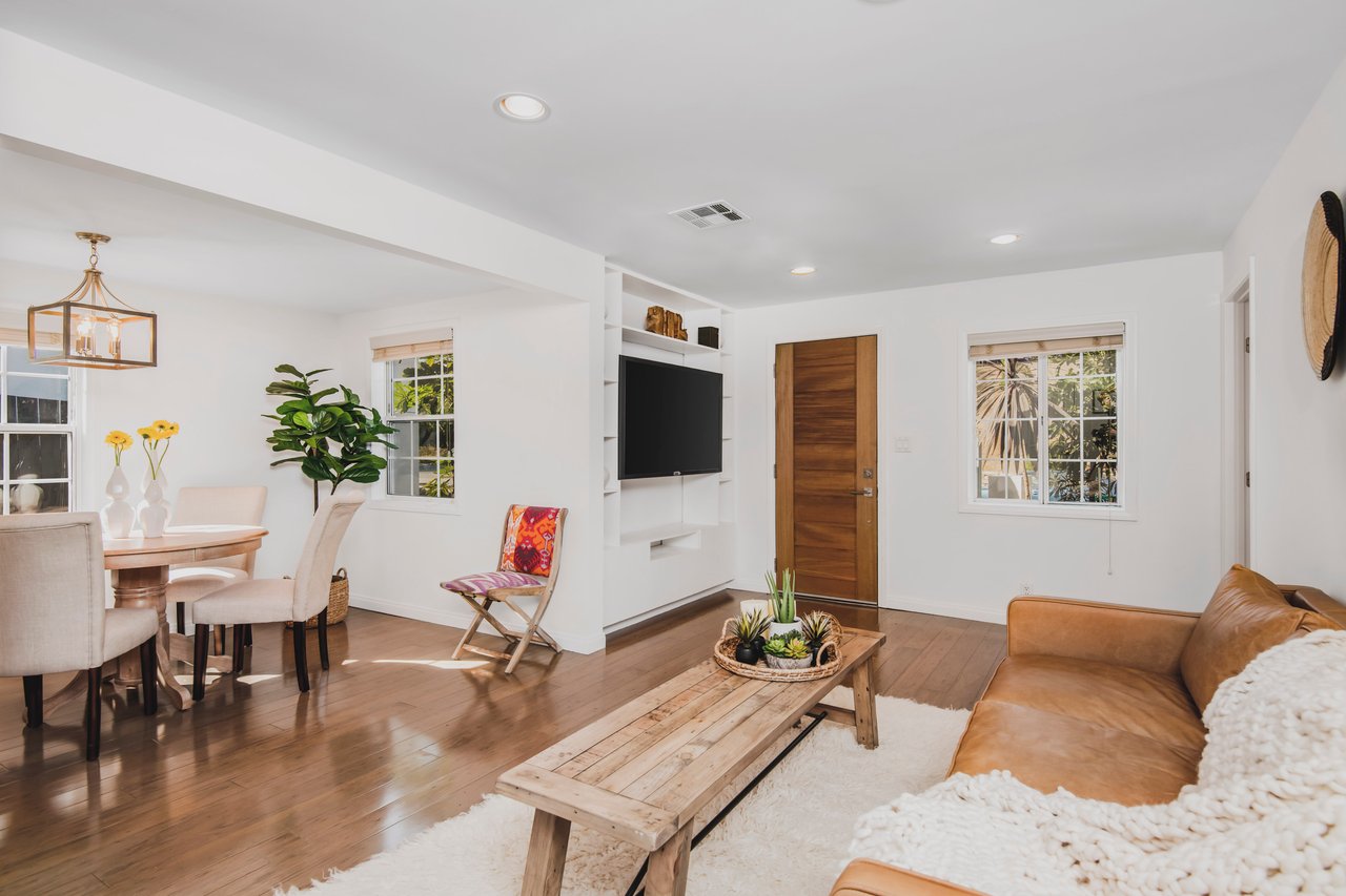 904 Farnam St, Highland Park