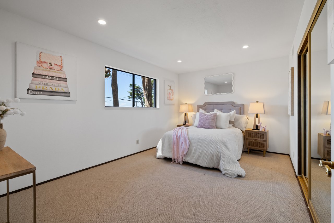 207 Beverly Pl