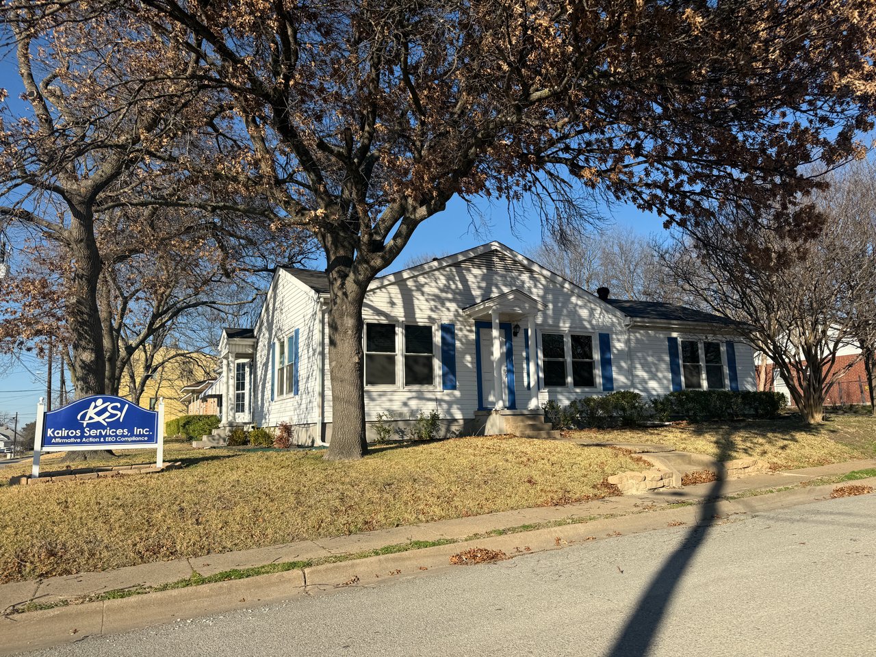 Tennessee Corner Office Building