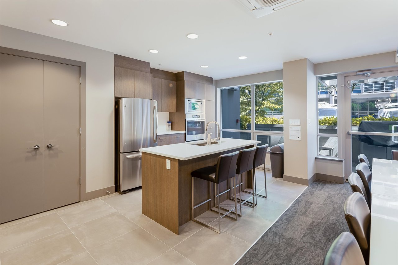 9060 University Cres, #509