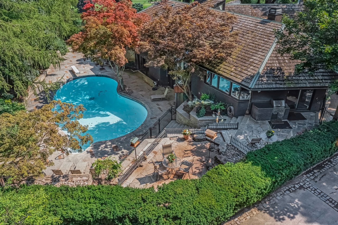 1000 Mississauga Heights Dr