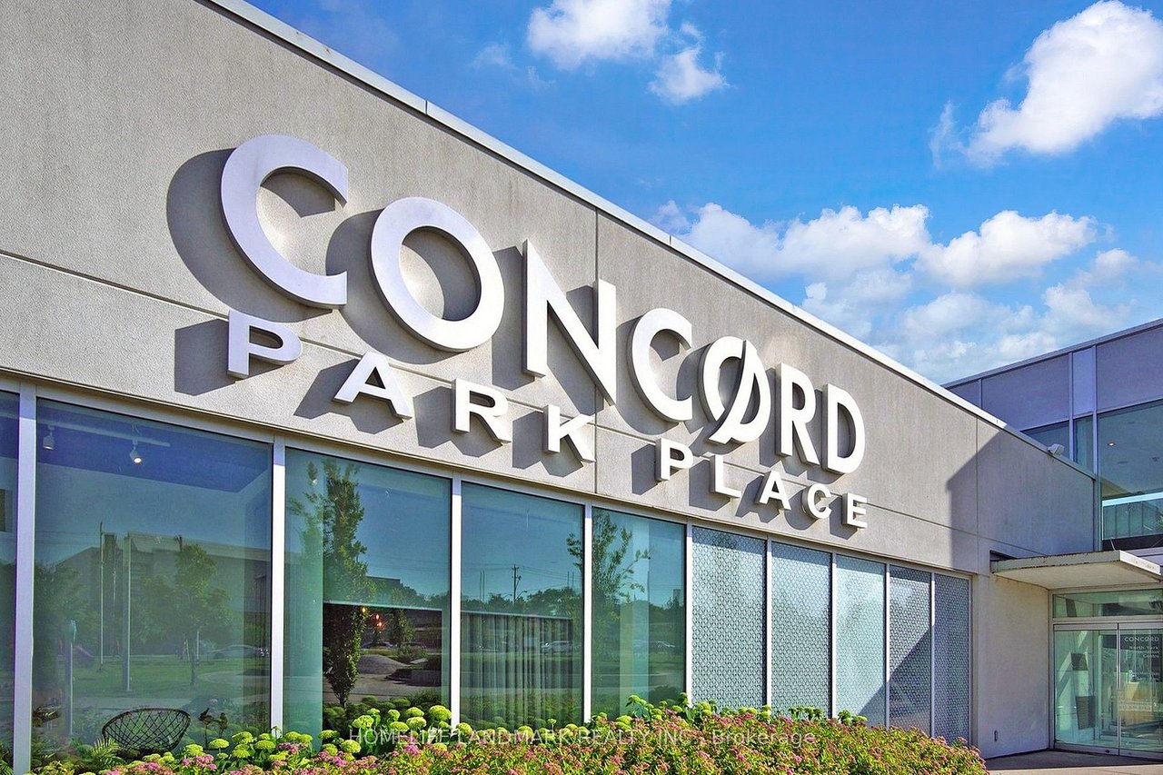 NORTH YORK'S PRESTIGIOUS COMMUNITY PENTHOUSE