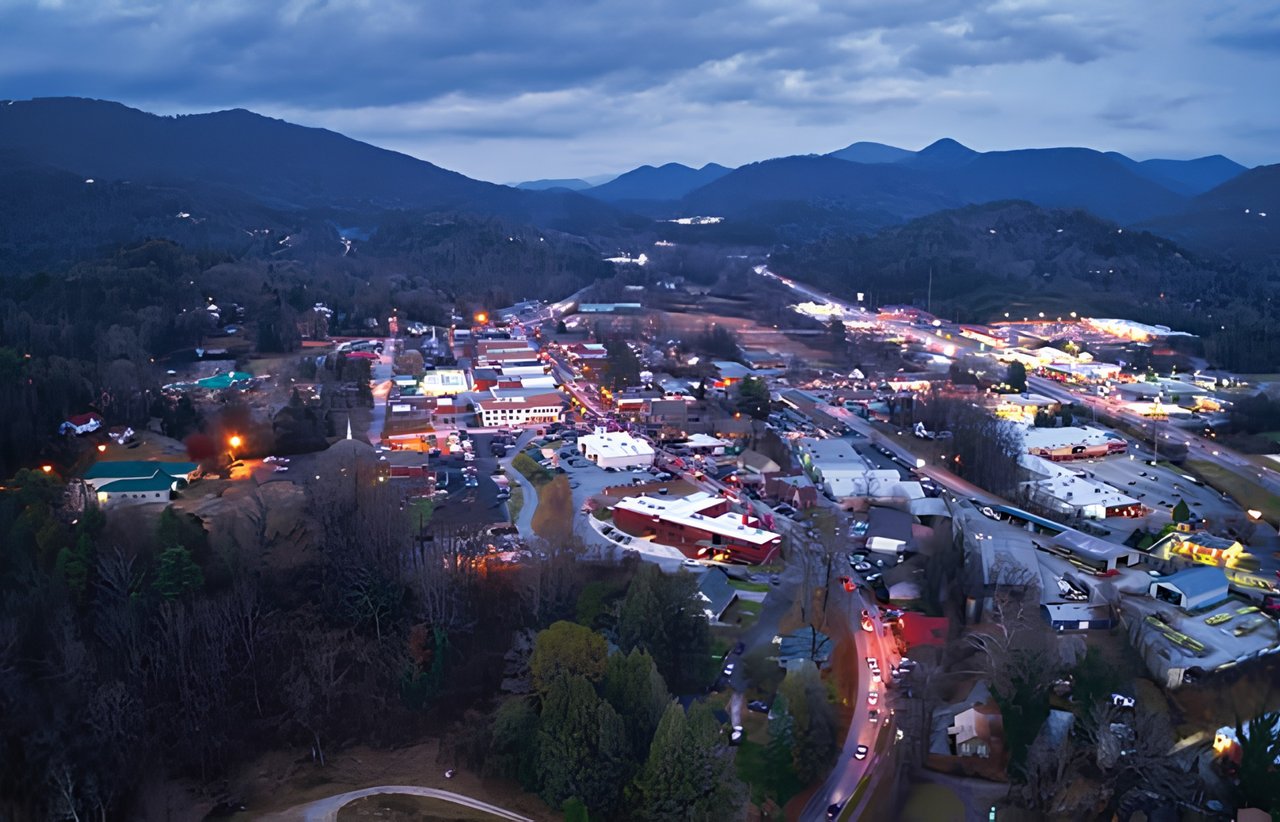 Clayton, Georgia, nestled in a mountain valley at dusk.