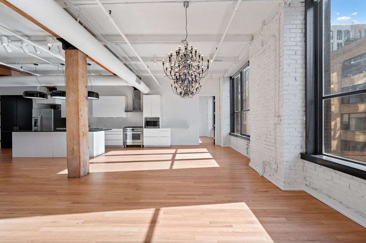 900 West Jackson Boulevard Unit 3W 