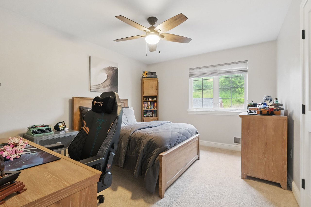 707 Kathleen Dr