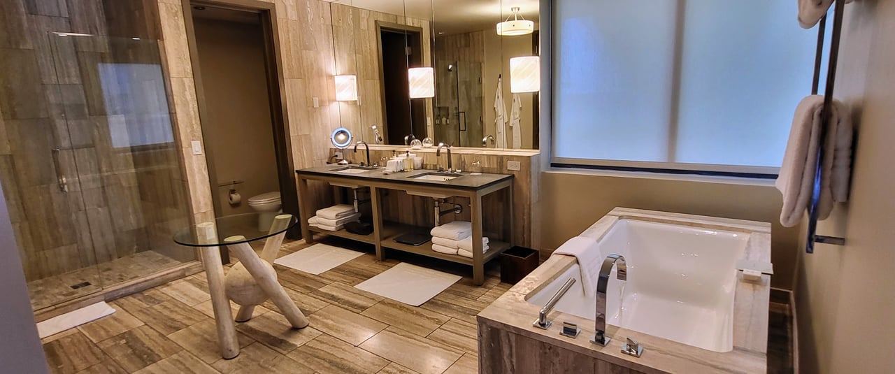 Four Seasons - Residence 250