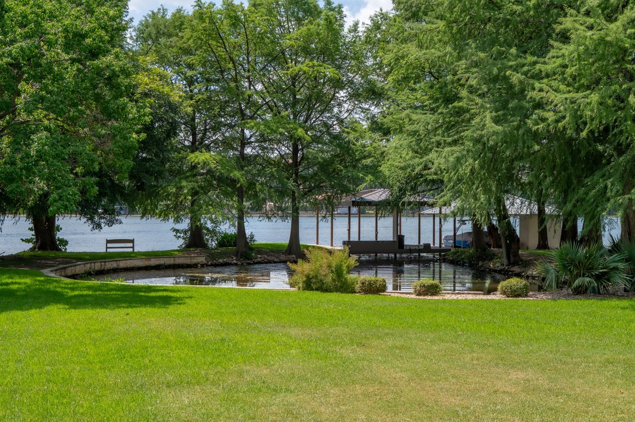 2611 Westlake Drive 