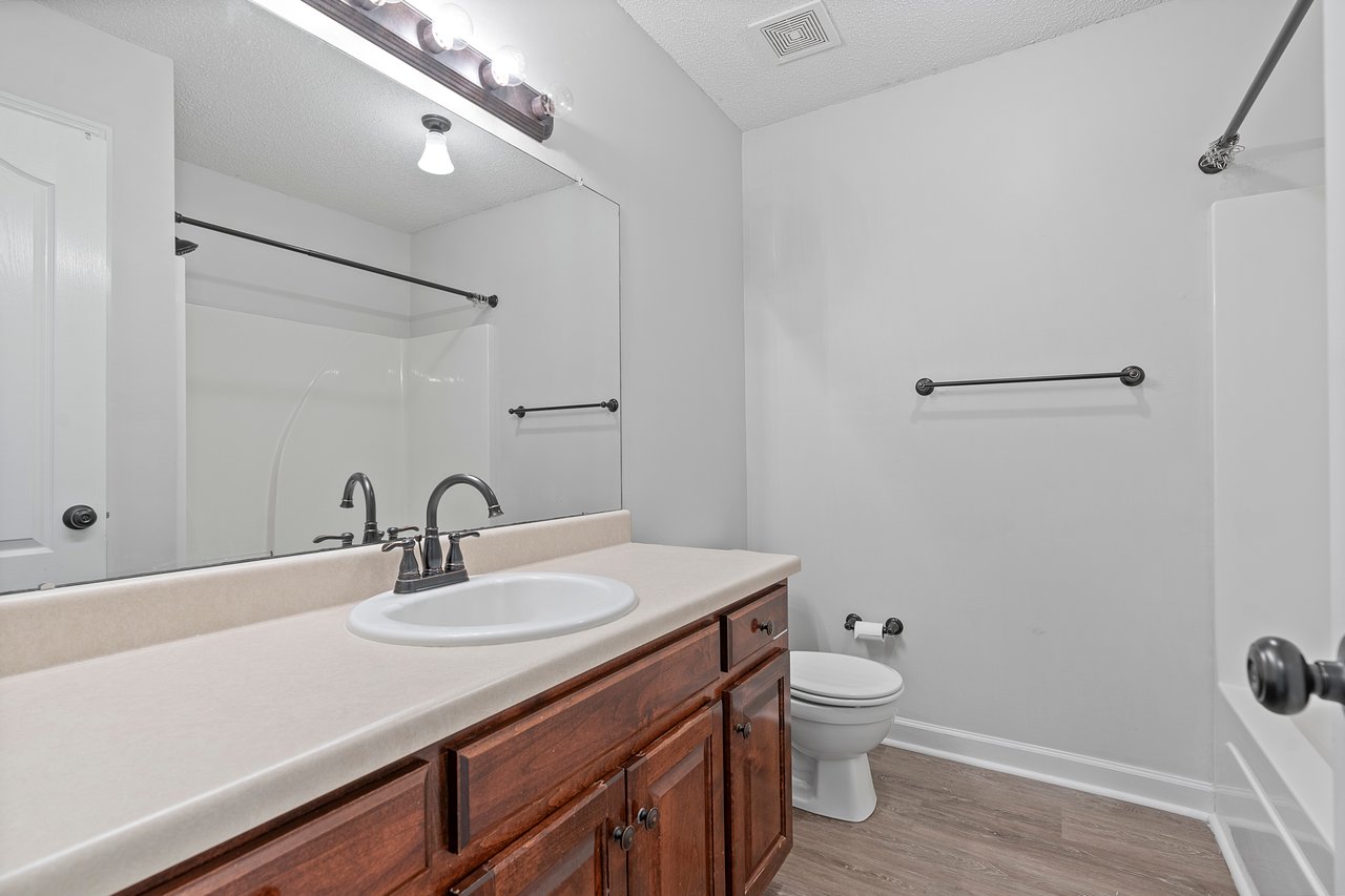 Brand New Listing In Harvest!!