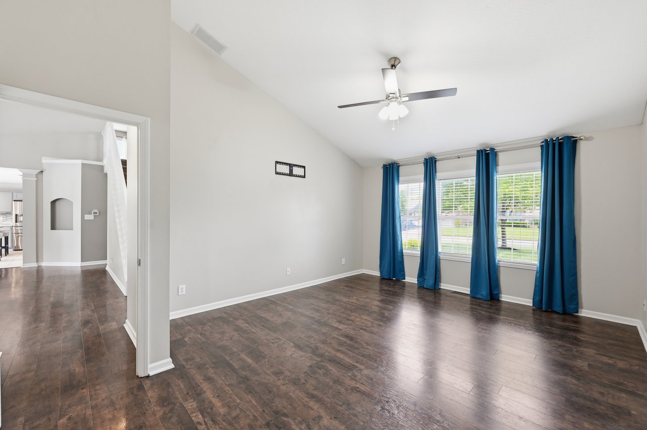 1114 Rockwell Dr