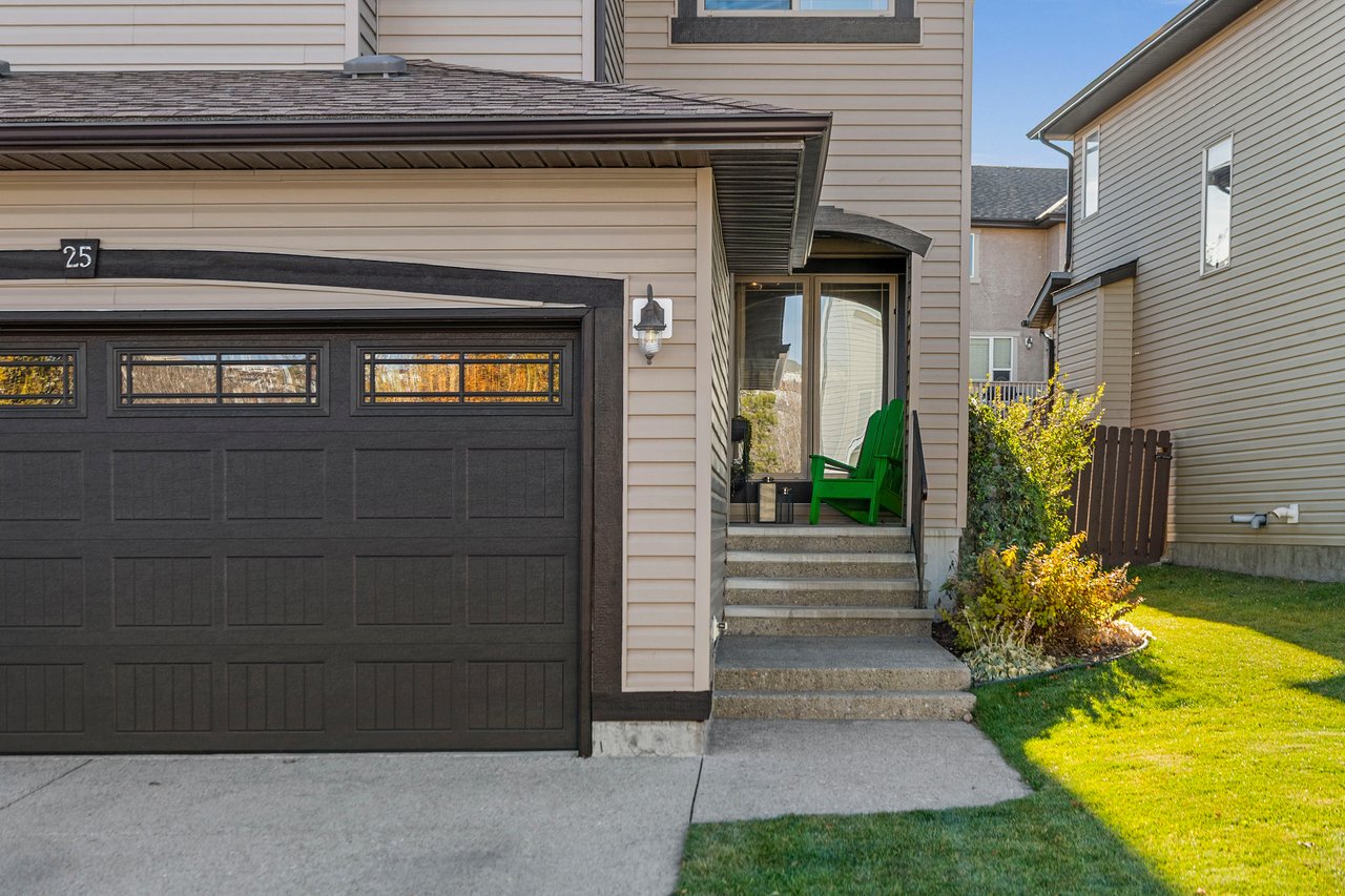 25 Tuscany Summit Terrace NW