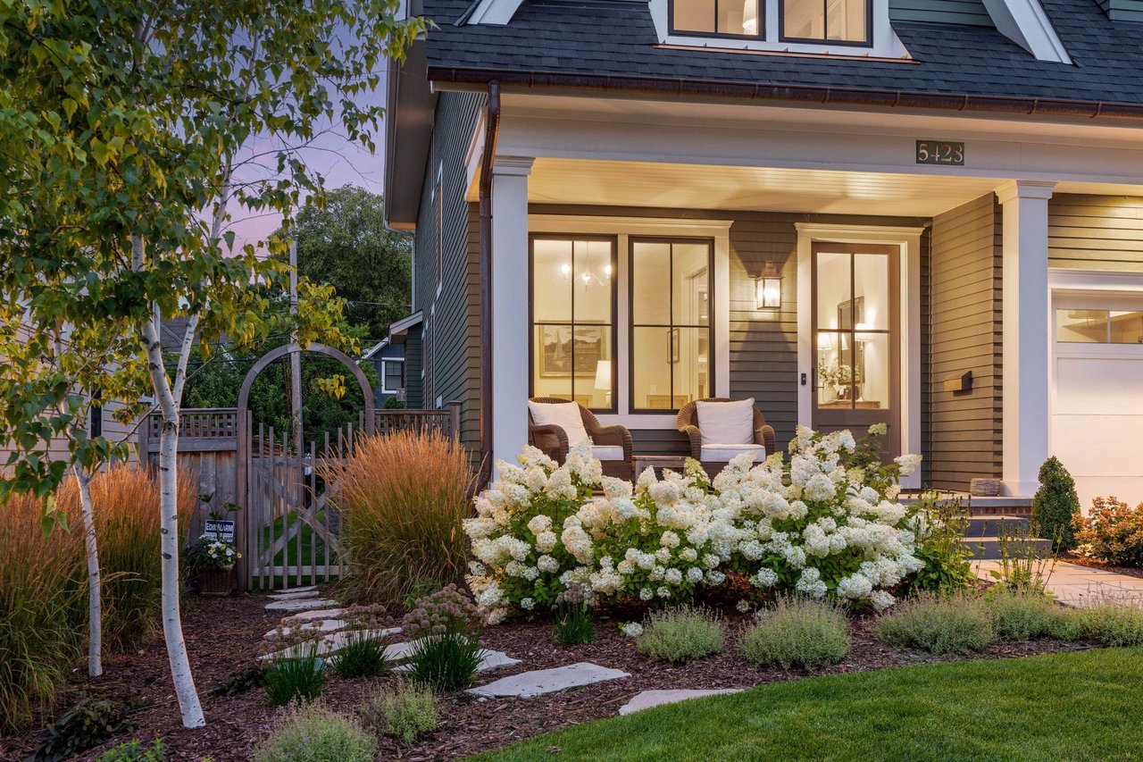 *PENDING* 5428 Brookview Ave, Edina