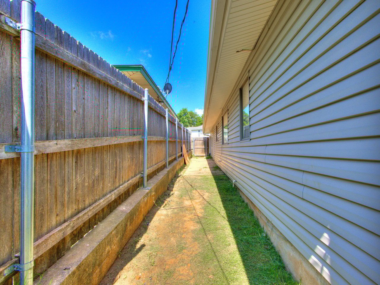1811 Rickey Rd