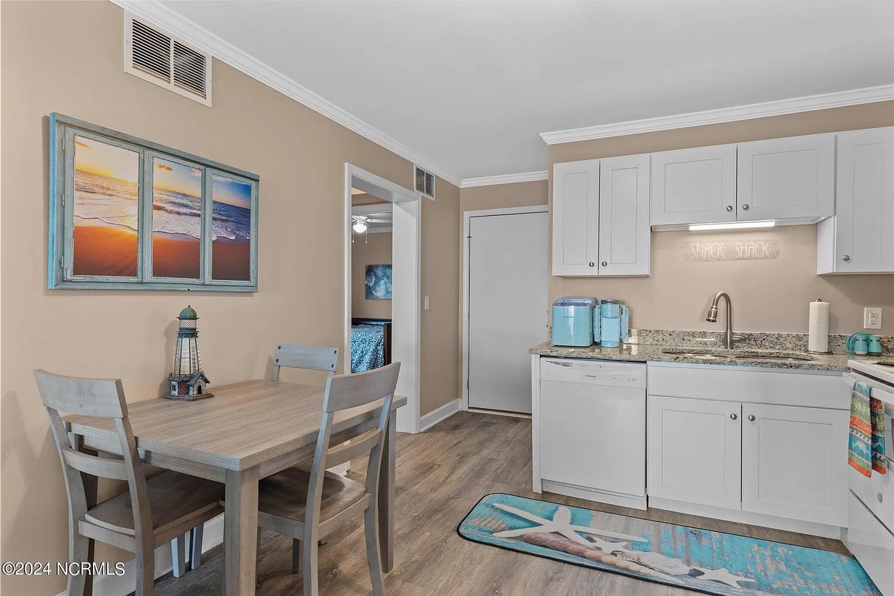 2008 E Ft Macon Rd Apt B-17