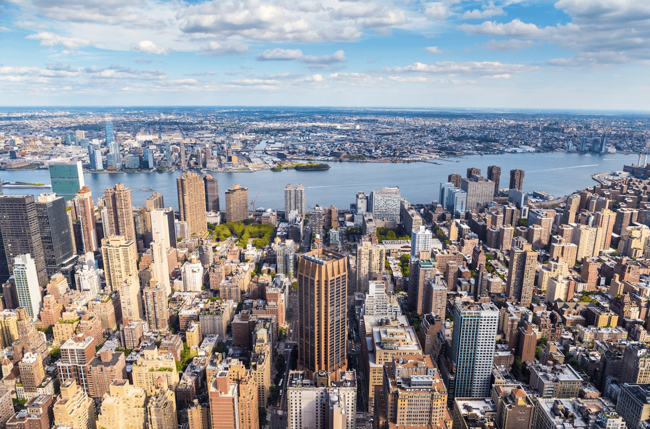 Lower Asking Prices Meet Uneven Summer Demand in the U.S. Housing Market