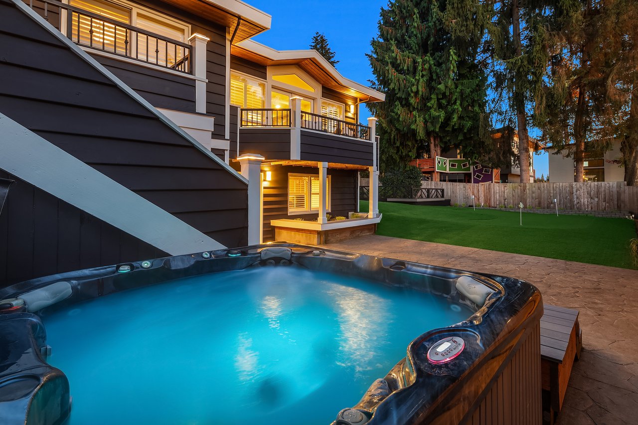 10517 NE 46th Street