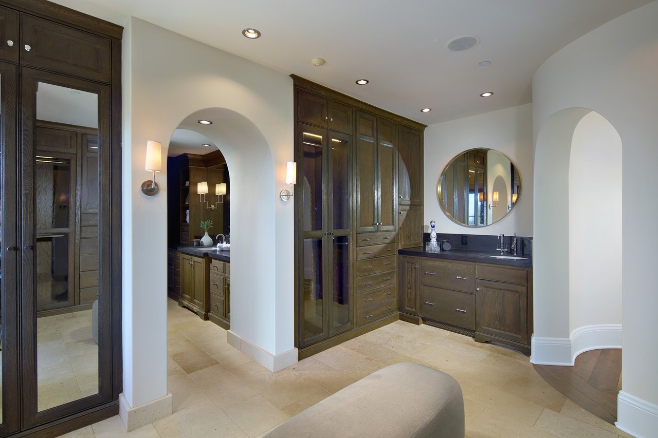 49 Beach View Avenue