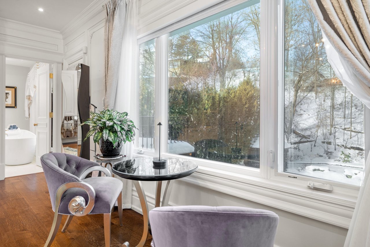 A Rare Ravine Estate