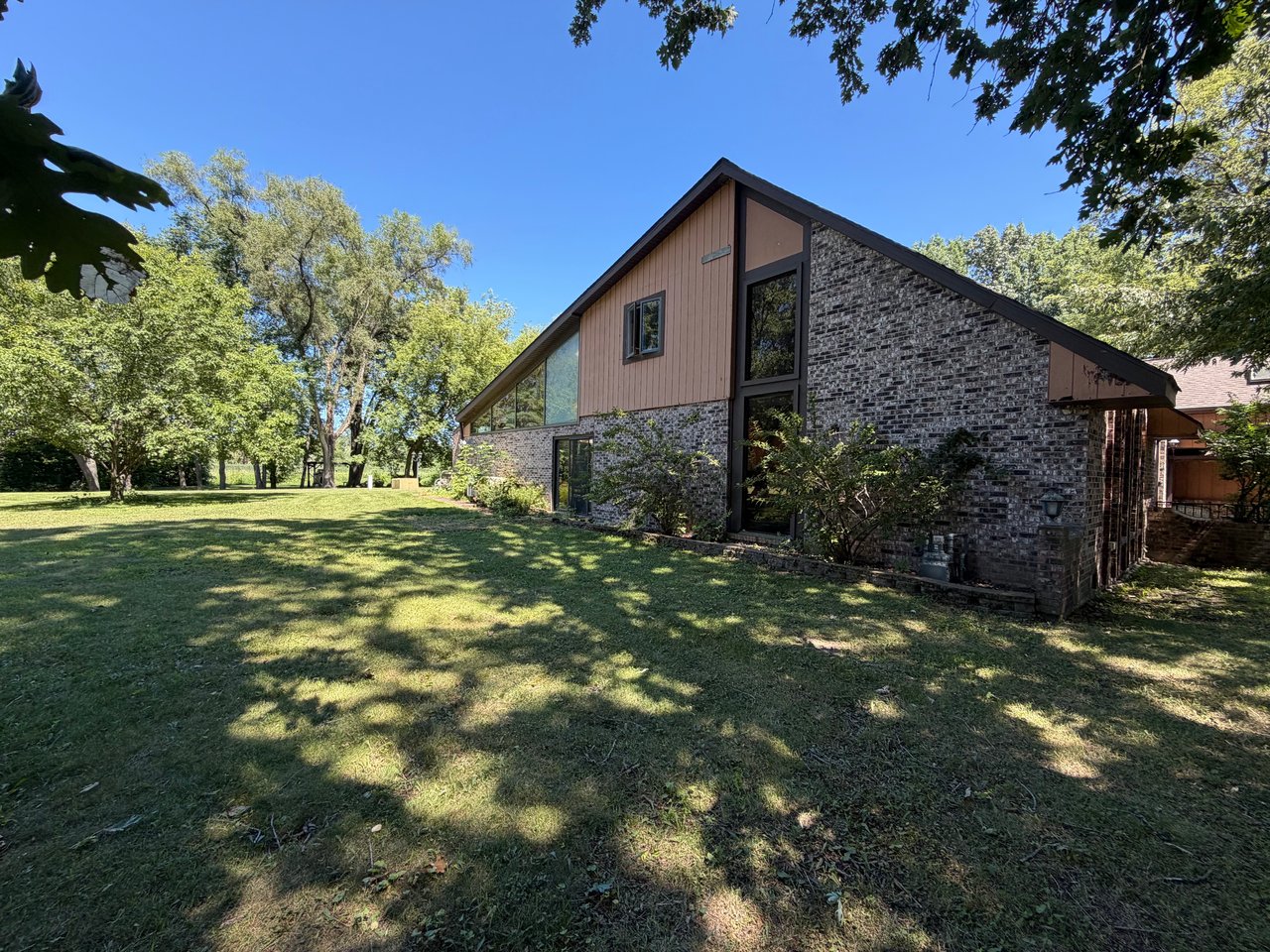 2816 Maryville Drive